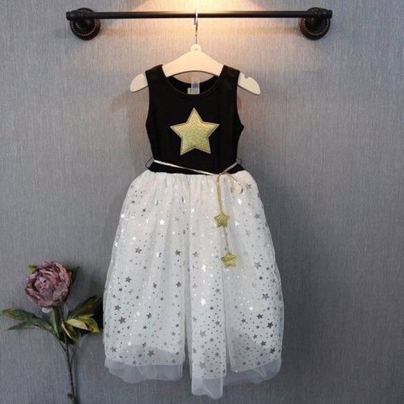 Little Girl’s pretty starts party tutu dress - Picture 8 of 8